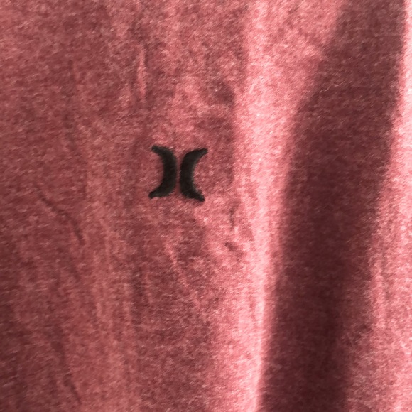 Hurley 3/4 Sleeve Baseball Shirt long Sleeve Tee in Burgundy and Gray - Picture 2 of 5